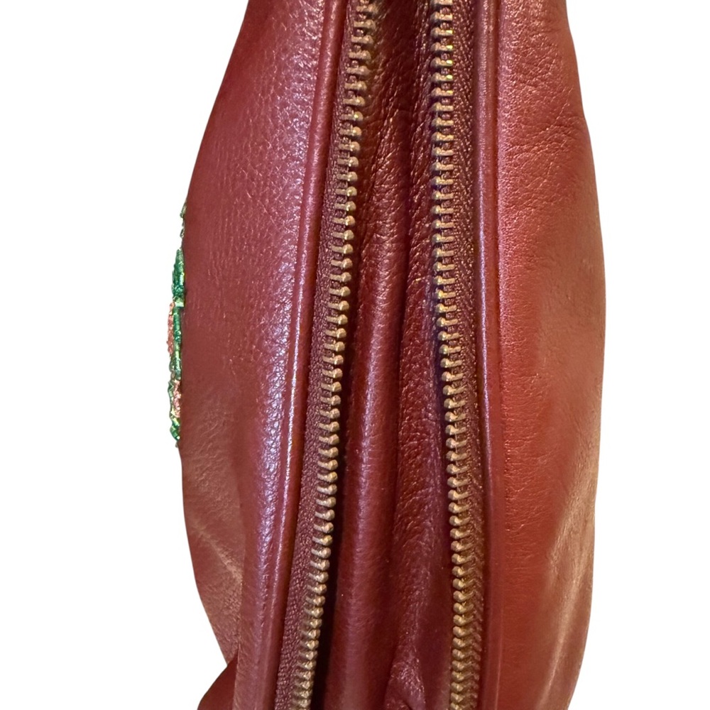 Isabella Fiore Yorkie Bag - Picture 13 of 16